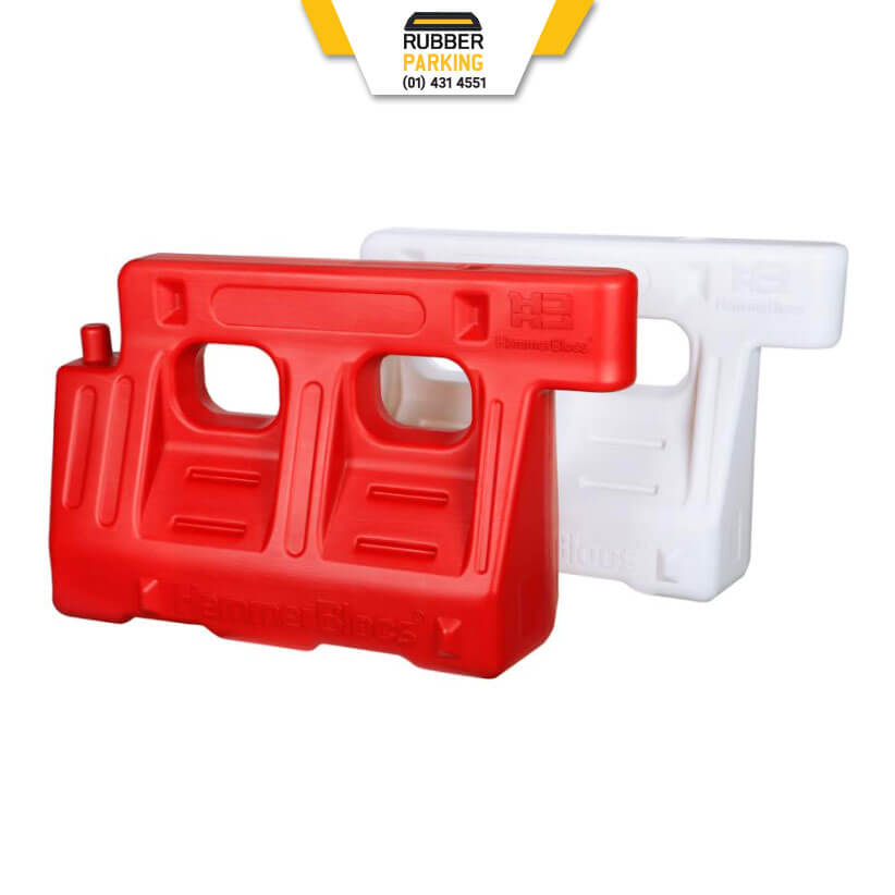 Nuestras barreras viales también conocidas como barreras New Jersey son elaborados a base de polietileno de alto peso molecular, son fáciles de acoplamiento y una vez que estén llenos de arena, son muy resistentes al impacto con vehículos.