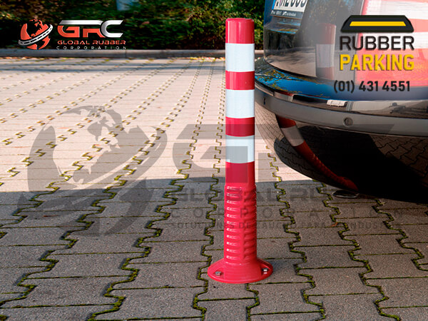 Nuestro HITO GRC está elaborado a base de poliuretano plástico resistente a los rayos UV. Está diseñado para delimitar carriles, ciclovías y zonas de tránsito de personas, también posee tres cintas reflectivas que le brindan mayor visibilidad.